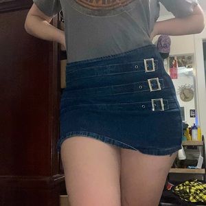 Y2K mini skirt size 9 2/$25